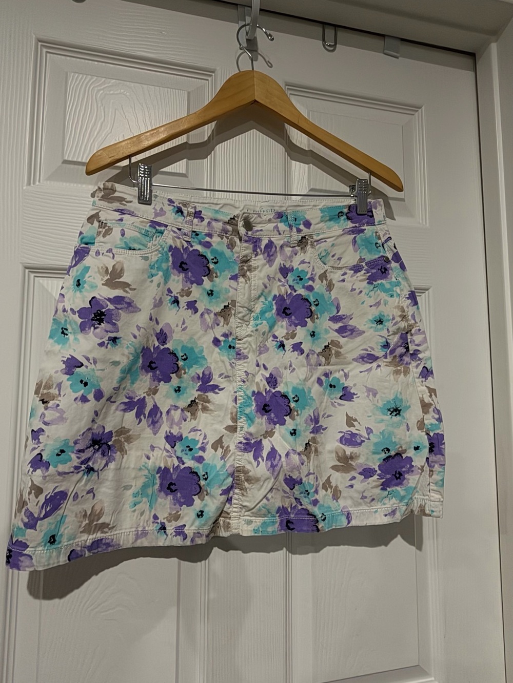 Croft and Barrow Size 8 Floral Print Cotton Mini Skirt - Purple & Teal